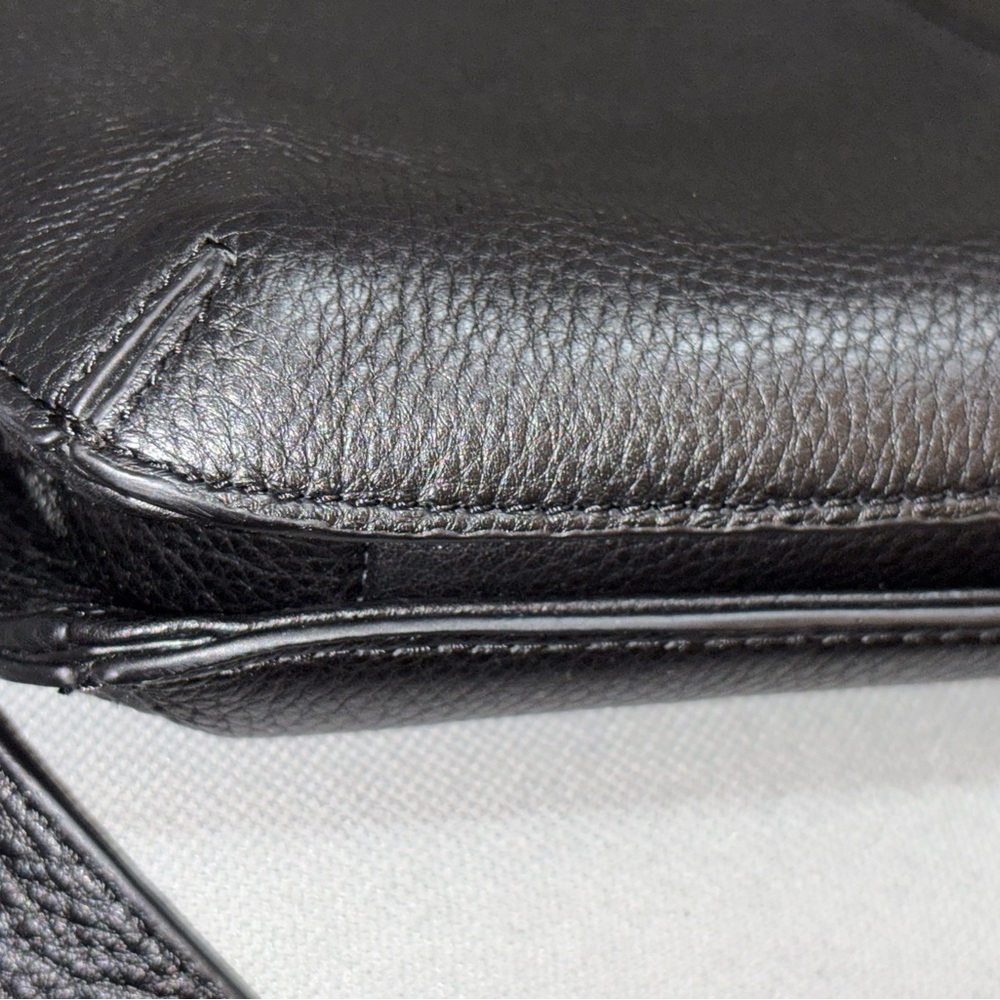 Black Leather Women’s Purse - Picture 6 of 13